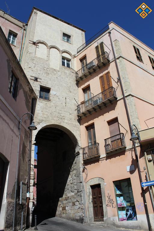 דירות קליארי Torre Dello Sperone מראה חיצוני תמונה